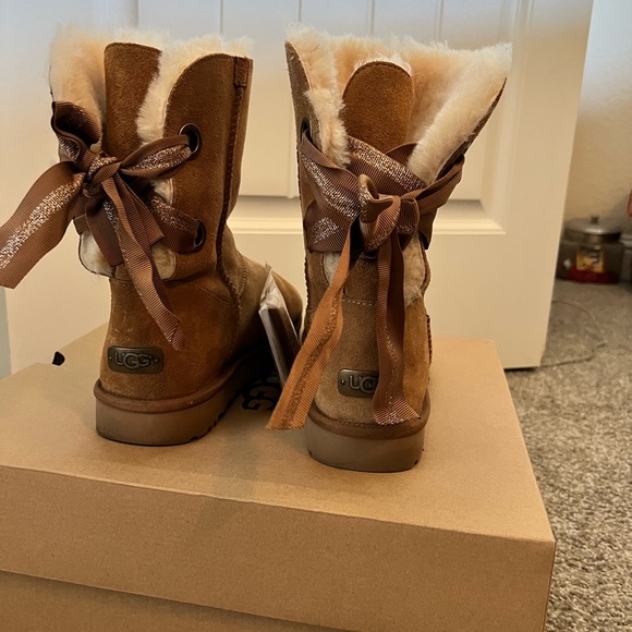 UGG Customizable Bailey Bow Short Brown Boots - Picture 5 of 8